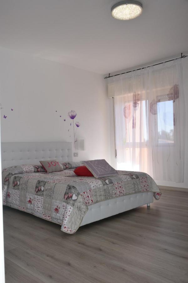 Sa Mariposa Bed & Breakfast Muravera Bagian luar foto