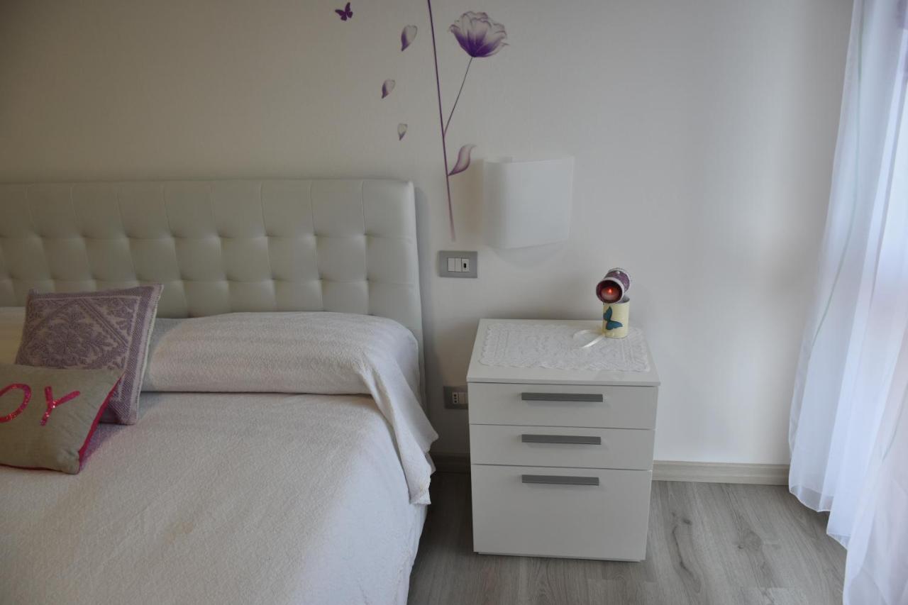 Sa Mariposa Bed & Breakfast Muravera Bagian luar foto