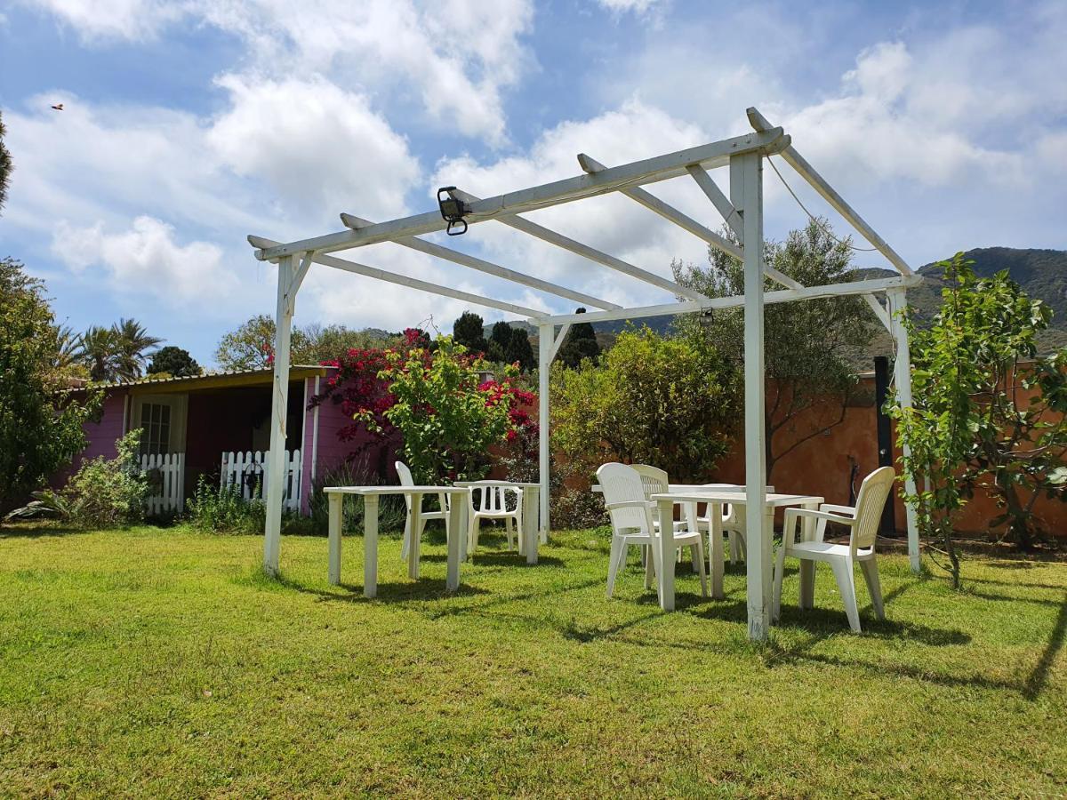 Sa Mariposa Bed & Breakfast Muravera Bagian luar foto